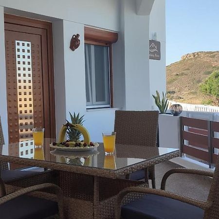 Holiday Home Triovasalos Milos 外观 照片